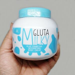 AR Gluta Milky Plus Charcoal Detoxifying Body Cream